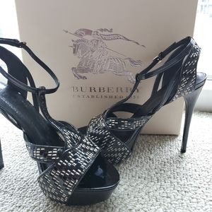 Authentic Burberry Platform Black Paten Heels